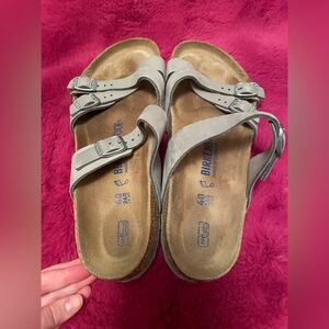 Birkenstock Women's Light Gray Sandals